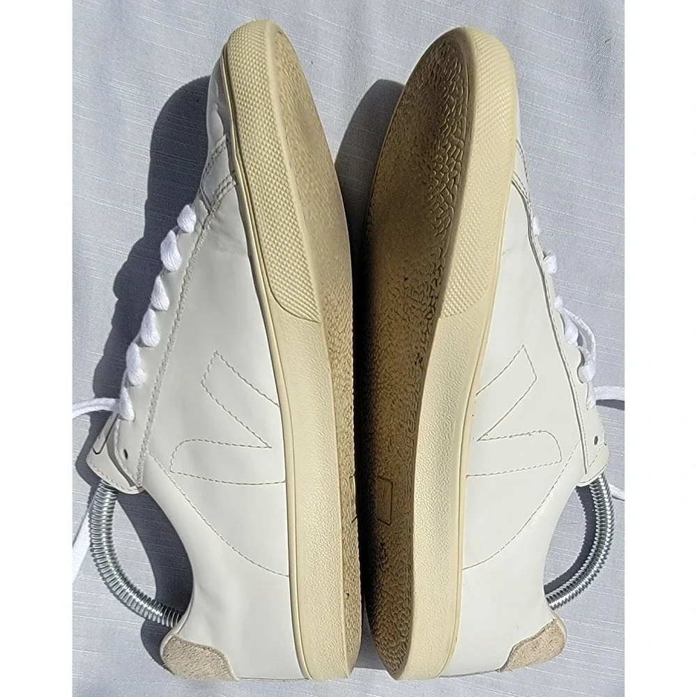 Veja Esplar White Leather Low Top Sneakers Womens 8 Cream Suede Heel Logo